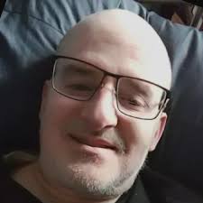 Greg Zaret's Instagram, Twitter & Facebook