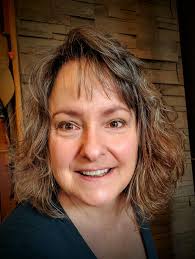 How to style and color hair when going grey?