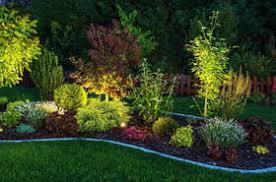 Pièce de rangement extérieur, il est important de choisir son abri de jardin en bois en fonction de la décoration du jardin. Amenagement Exterieur Jardin Terrasse Piscine Idees Et Conseils
