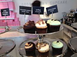 Georgetown Cupcake Los Angeles Sweet Bakery Cupcake Cakes Just Desserts