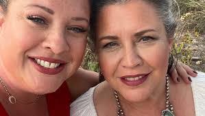 Courtney Barron's Instagram, Twitter & Facebook