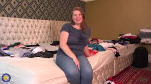 Chubby amateur mom shares her first masturbation solo in casting - Hell Moms