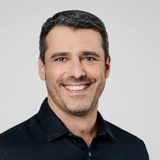 Learn SAP S/4HANA innovations and Fiori notifications.