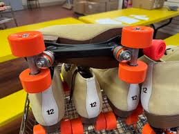 New rentals (aka “brownies”) at Youngstown Skate! This is the second wave  of new rentals since reopening as Youngstown Skate in 2007 (formerly Skate  Connection, and when it was I never remember