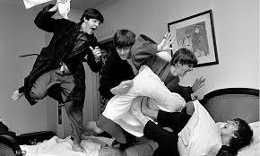 Risultato immagini per beatles wallpaper