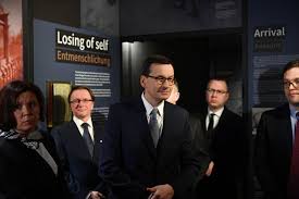 He is married to iwona morawiecka. Mateusz Morawiecki Iwona Morawiecka Radiomaryja Pl
