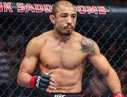 As joseline threw the crib, aldo, who at the time was only a year old, ended up landing face first on a lit barbecue. Jose Aldo Wife Vivianne Height Weight Body Measurements Bio Celeboid