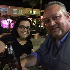 Esta es mi Hermana Nellie Serrano De Rodriguez Y SU MARIDO Puruco ( Victor  Rodriquez) vienen en las parcelas nuevas sector LAJITAS. Si alguien saben  de ellos por favor dejarme saber.