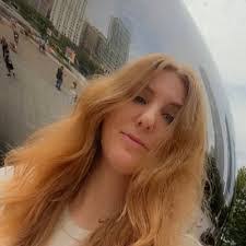 Mia Gladney's Instagram, Twitter & Facebook