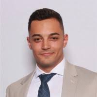 100+ perfiles de «Soika»