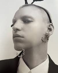 Since life isn't a straight line 〰️AVANI Artsy Wavy Earrings crafted in  solid sterling silver #culturesse #byculturesse #ethicalsilver . . . . . .  . #melbournelife #melbournestyle #melbournemums #melbournecafe  #melbournebrunch #melbourneeats ...