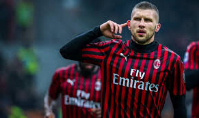 This page contains an complete overview of all already played and fixtured season games and the season tally of the club ac milan in the season overall statistics of current season. Milan Will Rebic Kaufen Haken Fur Die Eintracht