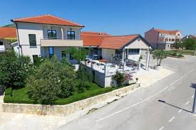 Selo vrpolje pripadalo je kninskoj biskupiji kao župa polje (campus). B B Torcida 3 Vrpolje Krka National Park Croatia 5 Guest Reviews Book Hotel B B Torcida 3