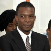 300+ profils pour “Makenson”