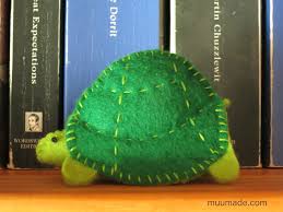 A Felt Turtle Tortoise On A Book Shelf Sewing Pattern Available From Muumade Com Stuffed Animal Patterns Felt Turtle Finger Puppets