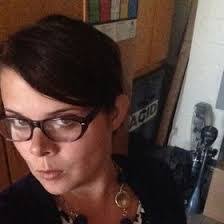 Amanda Fricke's Instagram, Twitter & Facebook