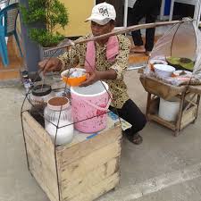 Kali ini mommika mau share resep es selendang mayang khas betawi punya nih, rasanya enak gurih dan suegeeerrrr cocok bgt buat. Es Khas Betawi Namanya Selendang Mayang