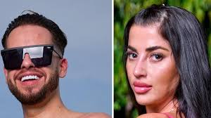Love Island"-Asena gibt Trennung von ihrem Freund bekannt!