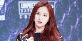 Janey best known as a contestant from mnet's unpretty rapstar 3 finds a new home in mbk entertainment. Janey Kpop Profiles Makestar