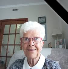 BLACKBURN VOICES MRS JANET MACKIE ( nee Stalker ) speaking in 2010 Mrs  Mackie was born in Blackburn and has lived her whole life in our wee town.  Janet also adds to