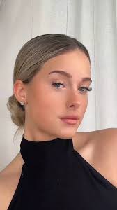 Makeup look inspired by the gorgeous Sofia Richie🤍#weddingmakeup  #sofiarichie #makeuplook #makeup