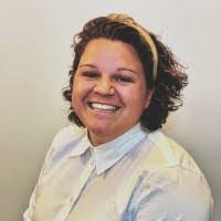 Mara Bennett's Instagram, Twitter & Facebook