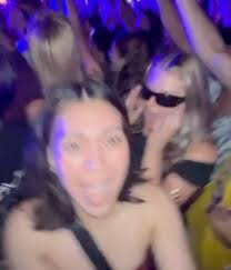 Only club classics at @lanewayfest 🍏🪩