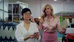 Lane from Gilmore Girls is in Dirty John and that comforts us from the  horror