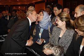 Bagi kalangan liberal, setiap teks mesti ditelusuri secara hermenutik aspek historisitasnya. Asal Usul Islam Liberal Islam For World