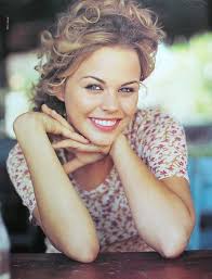 Double Veronica”, Elle Spain, April 1994 Photographer : Troy House Model :  Veronica Blume Makeup : Helen Barnes for Brigitte Hebaut Hair : Helen  Barnes for Brigitte Hebaut Uploaded by 80s-90s-supermodels.tumblr.com