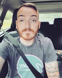 Depression wants my life so bad 😩 but I'm trying so hard to fight it 💔