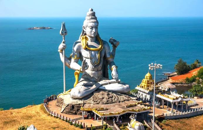 Popular Shiva Temples in India | 12 Jyotirlingas & Sacred Shrines