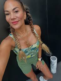 SUSIE CHAN (@susie_chan_) • Instagram photos and videos