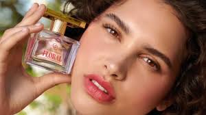 Eau de Toilette Divine Royal: A fragrância da realeza