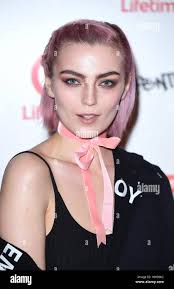 Simone murphy hi-res stock photography and images