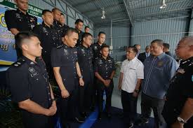 The formation of the academy provide an opportunity for the many graduated fixed wing pilots with frozen atpl to convert helicopter licence with vast job opportunities both in the general aviation and the oil and gas offshore. Ipoh Flying Academy To Train New Batch Of Police Helicopter Pilots The Star