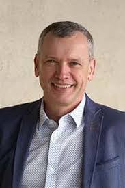 David Fell's Instagram, Twitter & Facebook