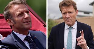 Just the News is an American news outlet run by John Solomon. I would  recommend the App if you follow American politics. I found it to be the  best (right of centre)