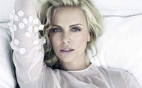 100+] Charlize Theron Wallpapers | Wallpapers.com