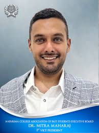 Work doesn't end in the holidays! SEVEN Naparima College students have been  accepted to and are currently interning at the Diabetes Association of  Trinidad and Tobago (DATT)'s Sixth Form Summer Health Internship