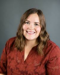 Samantha Daly's Instagram, Twitter & Facebook