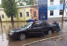 Пришлось даже ночью проснуться и окно от шума дождя закрыть. Gismeteo Ua Silnyj Dozhd Vyzval Potop V Odesse 28 Maya 2020 Proisshestviya Novosti Pogody