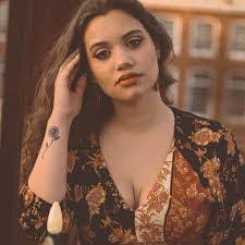 Kasey Noel's Instagram, Twitter & Facebook