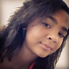 Halle Henderson's Instagram, Twitter & Facebook