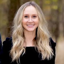 Amanda Roe Email & Phone Number