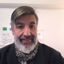 Ho in testa un film vincitore di due premi Oscar, si intitola Le regole  della casa del sidro, e ve lo consiglio.