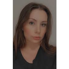 Jillian Warren's Instagram, Twitter & Facebook