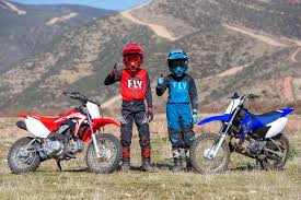 Honda crf 150 dirtbike coloring page free colouring pages. 2020 Honda Crf110f Vs 2020 Yamaha Tt R110e Comparison Review