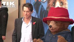 Elizabeth jane hurley (born 10 june 1965) is an english actress, businesswoman and model. Paddington 2 Premiere Hugh Grant Plaudert Uber Seine Kinder Tikonline De