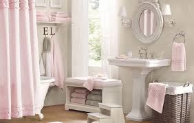 Whether you want inspiration for planning a bathroom renovation or are building a designer bathroom from scratch, houzz has 1,966,750 images from the best designers, decorators, and architects in the country. Nice 63 Cute Kids Bathroom Decorating Ideas Https About Ruth Com 2017 10 04 63 Cute Kids Bathroom D Girl Bathrooms Little Girl Bathrooms Girl Bathroom Decor